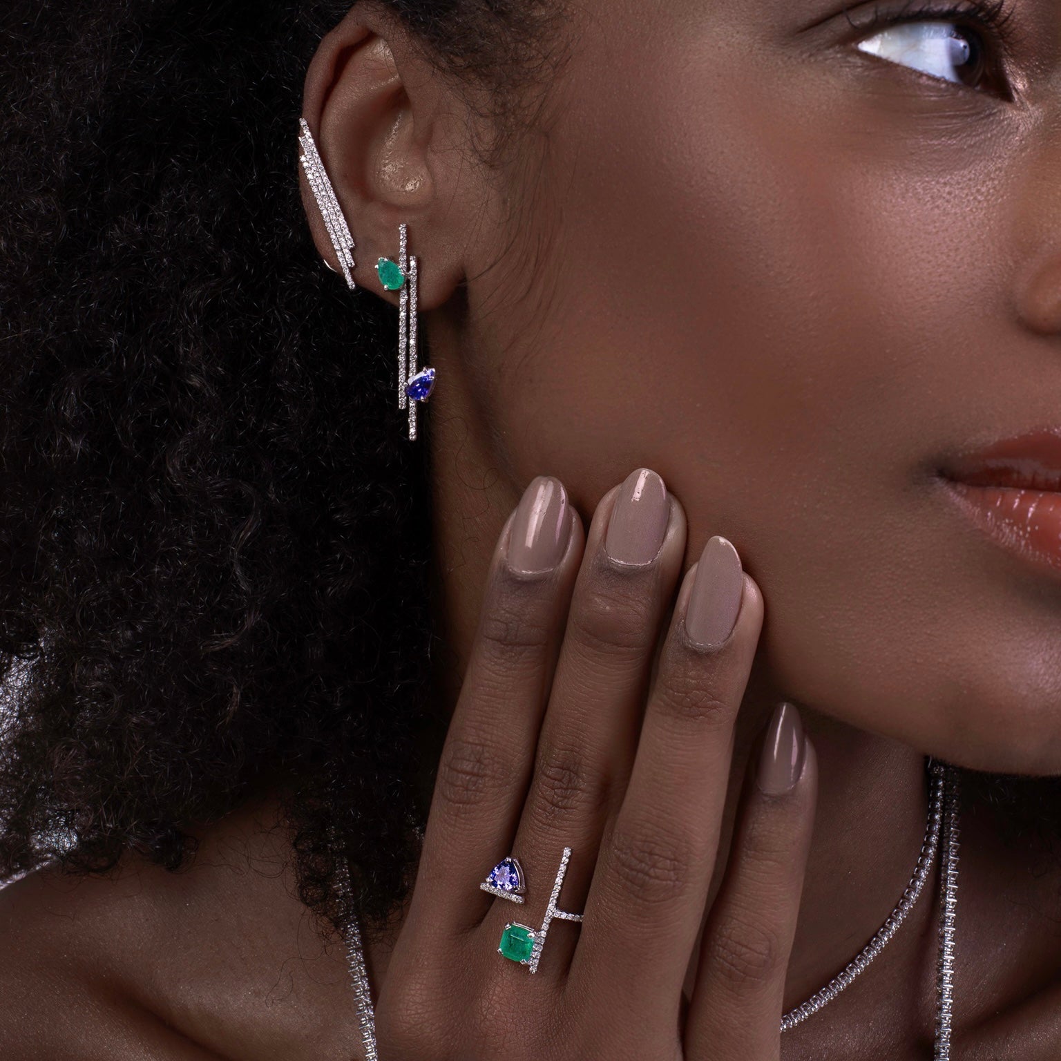 Anel Manhattan Elevé coleção art Déco