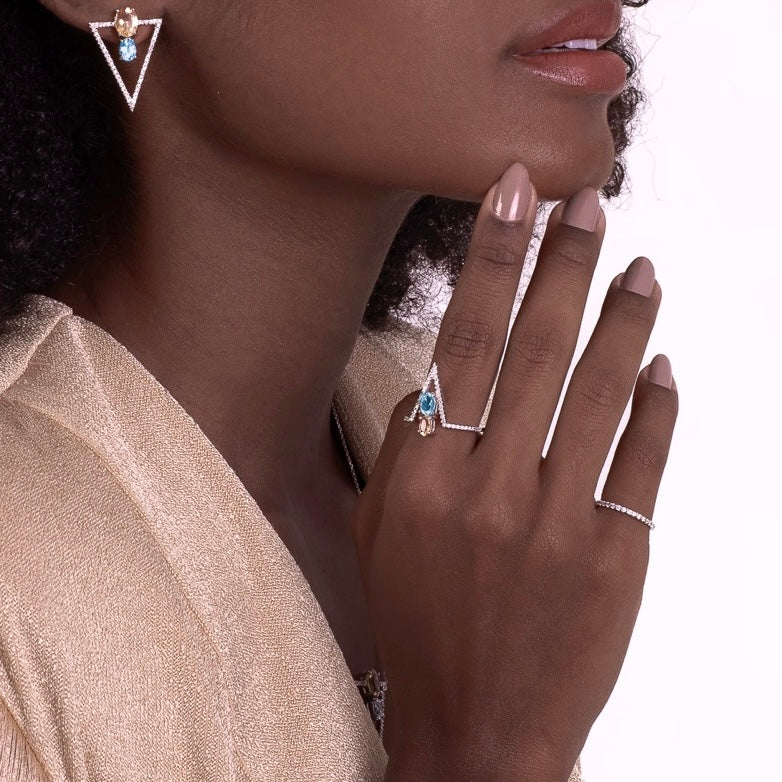 Anel inteiro de Diamantes para dedinho