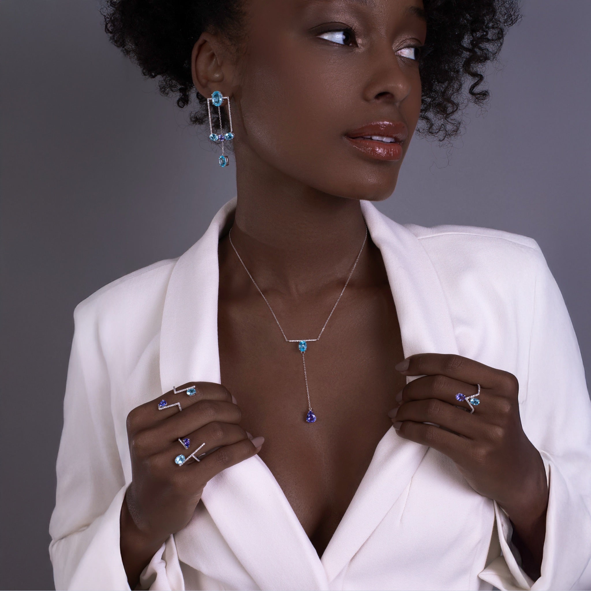 Brinco Cannes coleção Art Deco