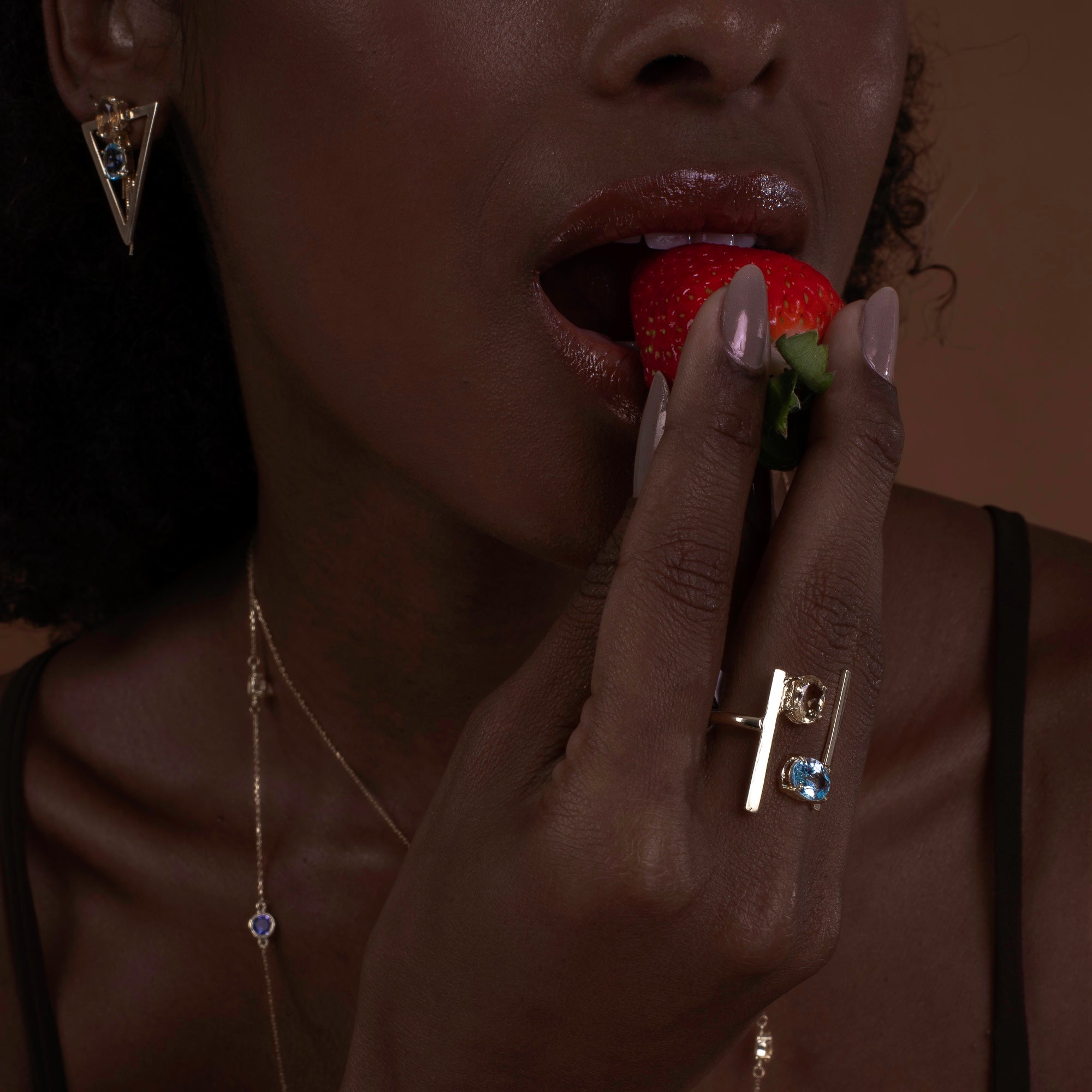 Anel Havana coleção Art Déco