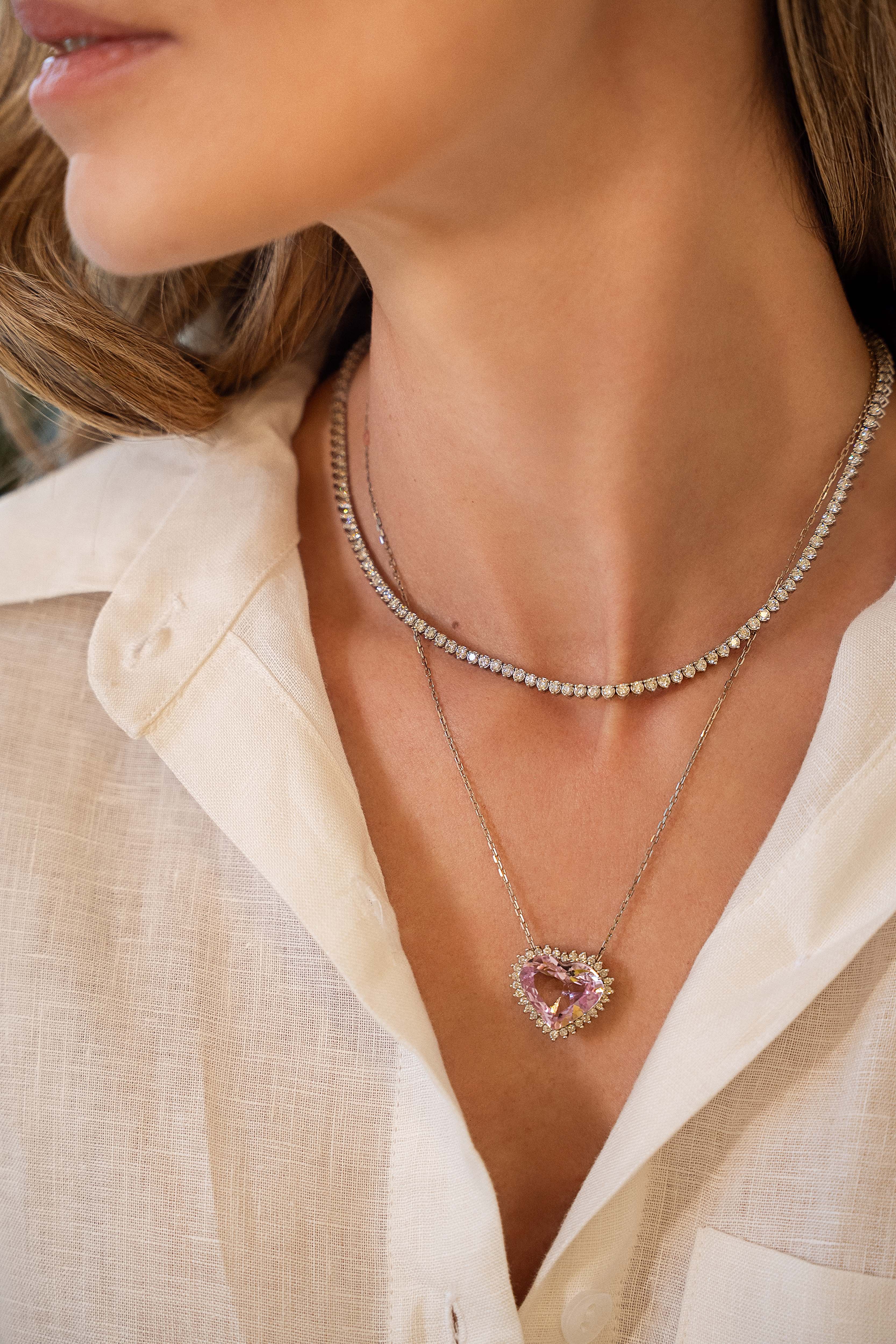 Colar Kunzita Lapidação Coração com Diamantes