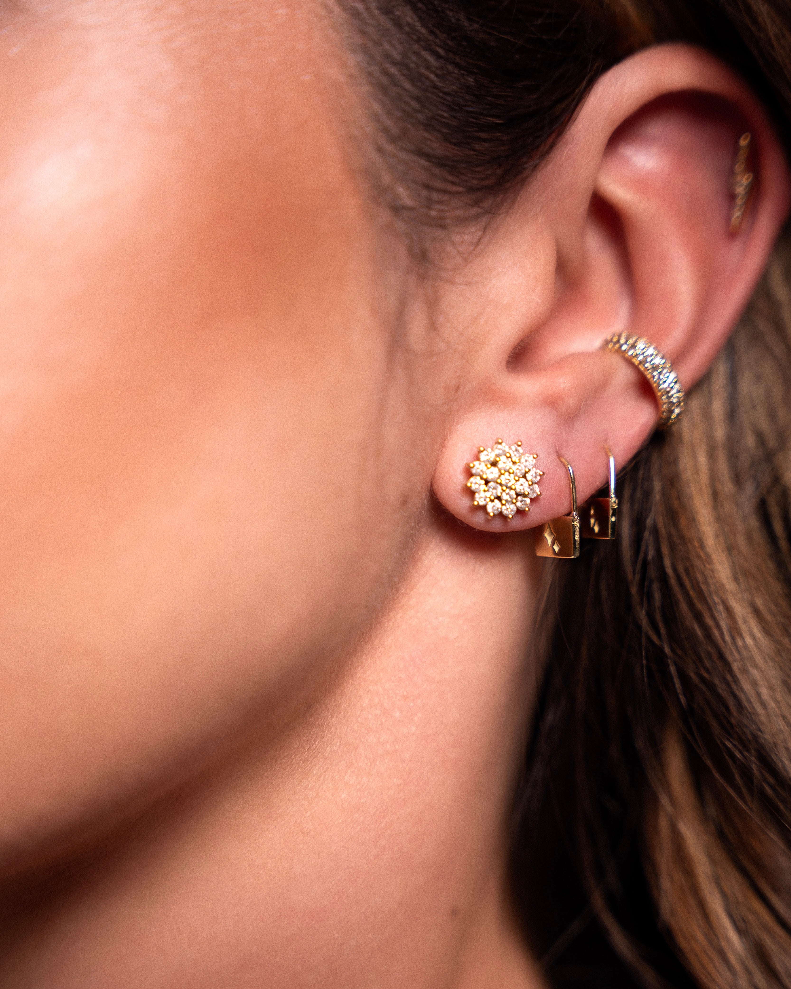 Brinco Cadeado em Ouro Amarelo