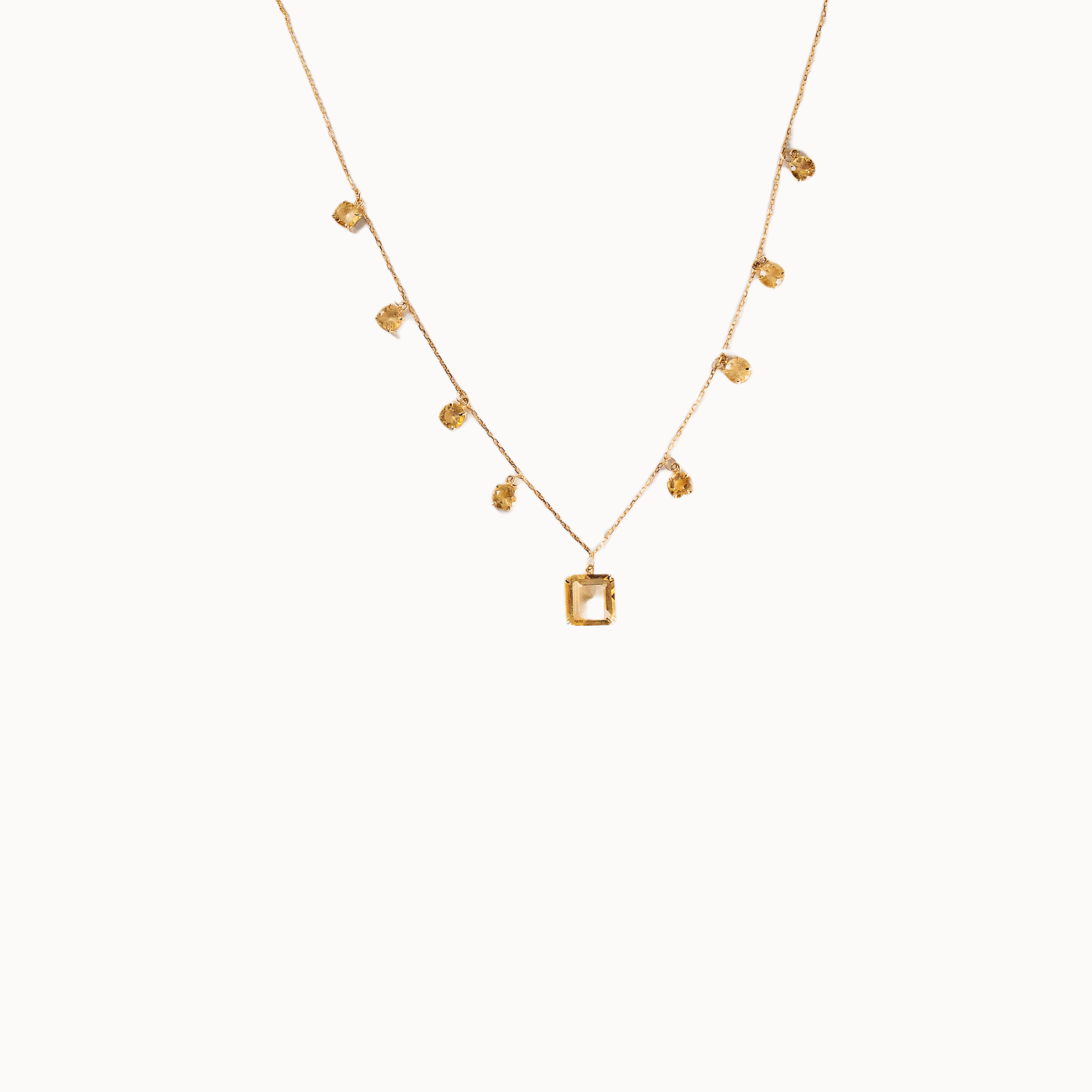 Colar com Citrinos na corrente Cartier