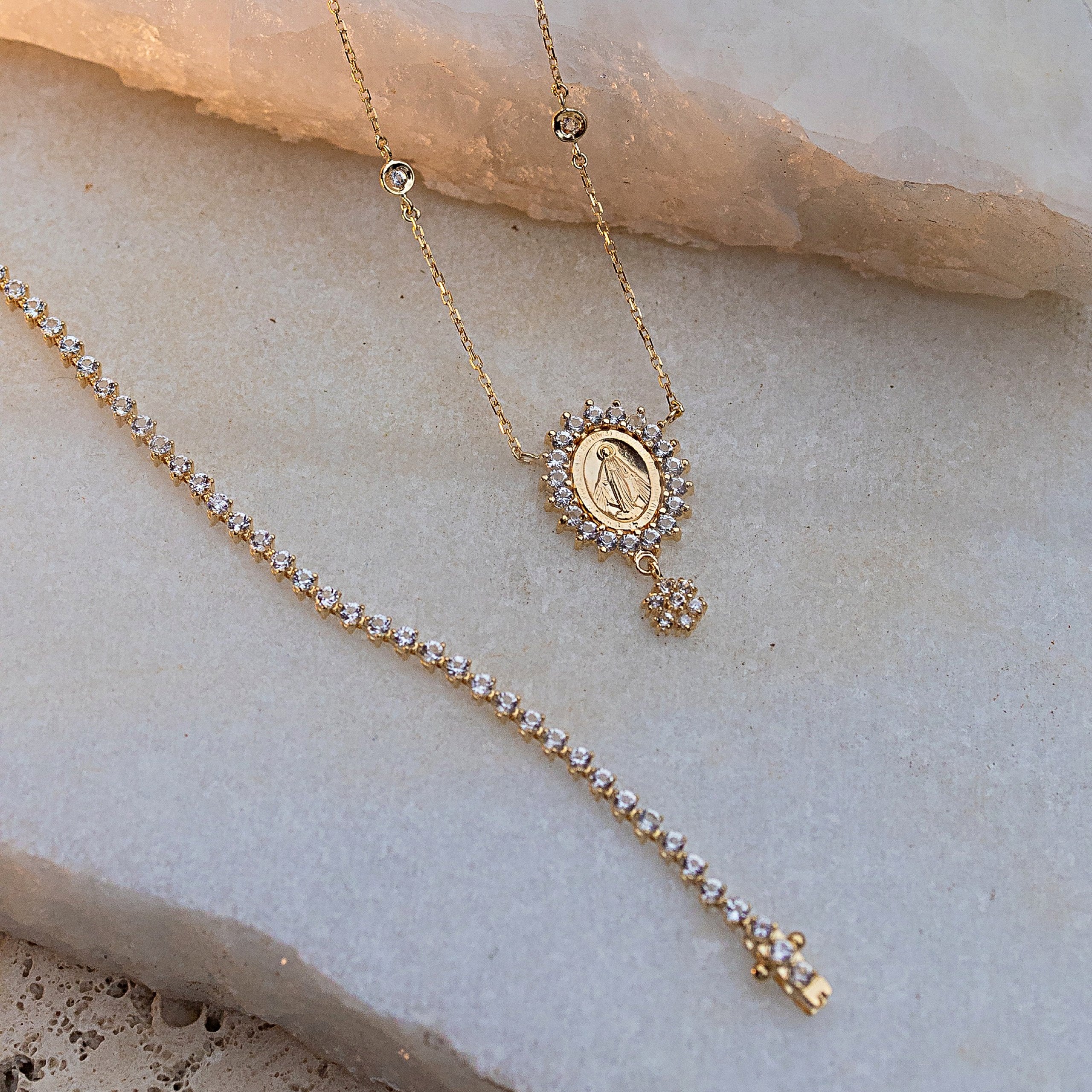 Colar Nossa Senhora das Graças (G)