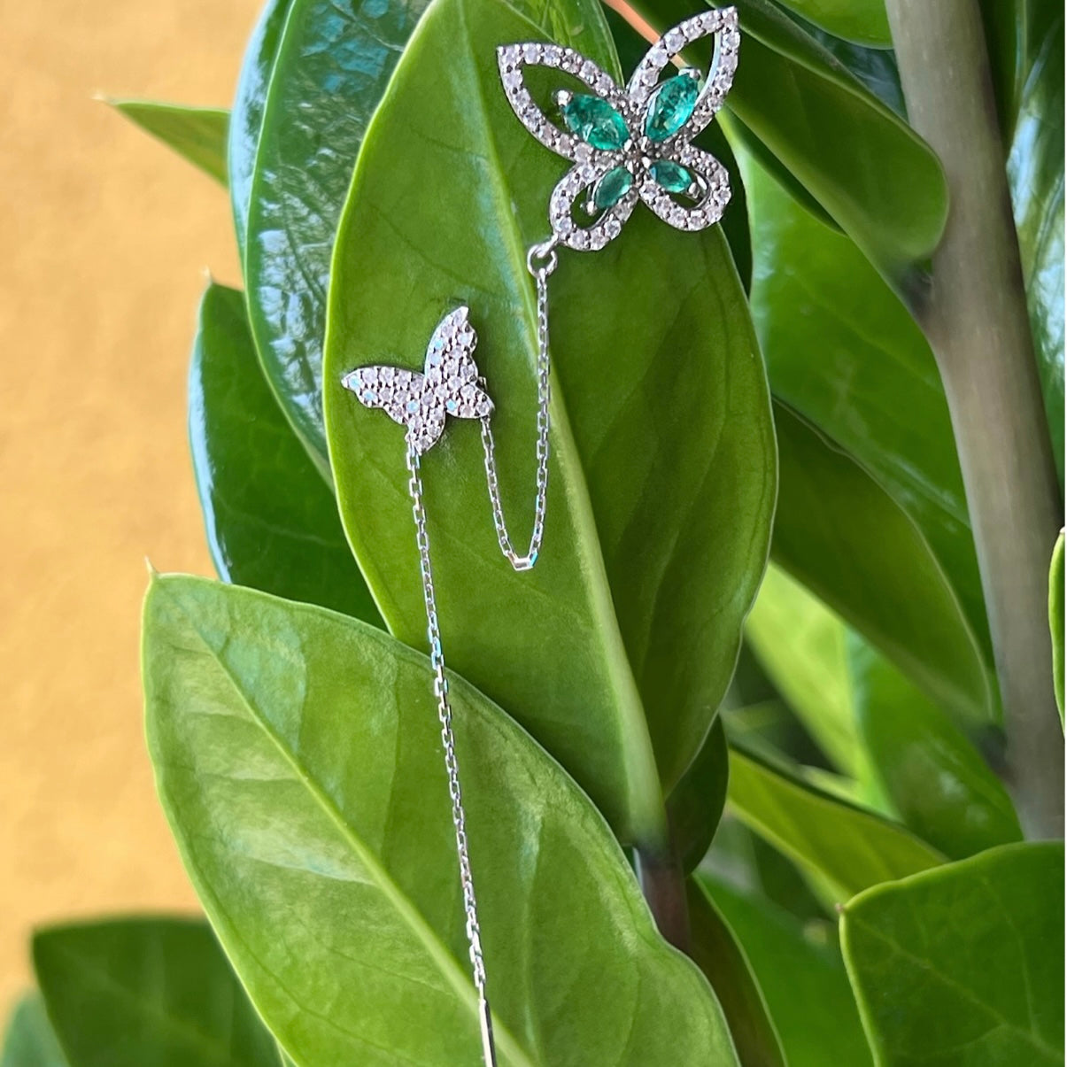 Brinco Borboleta com Diamantes