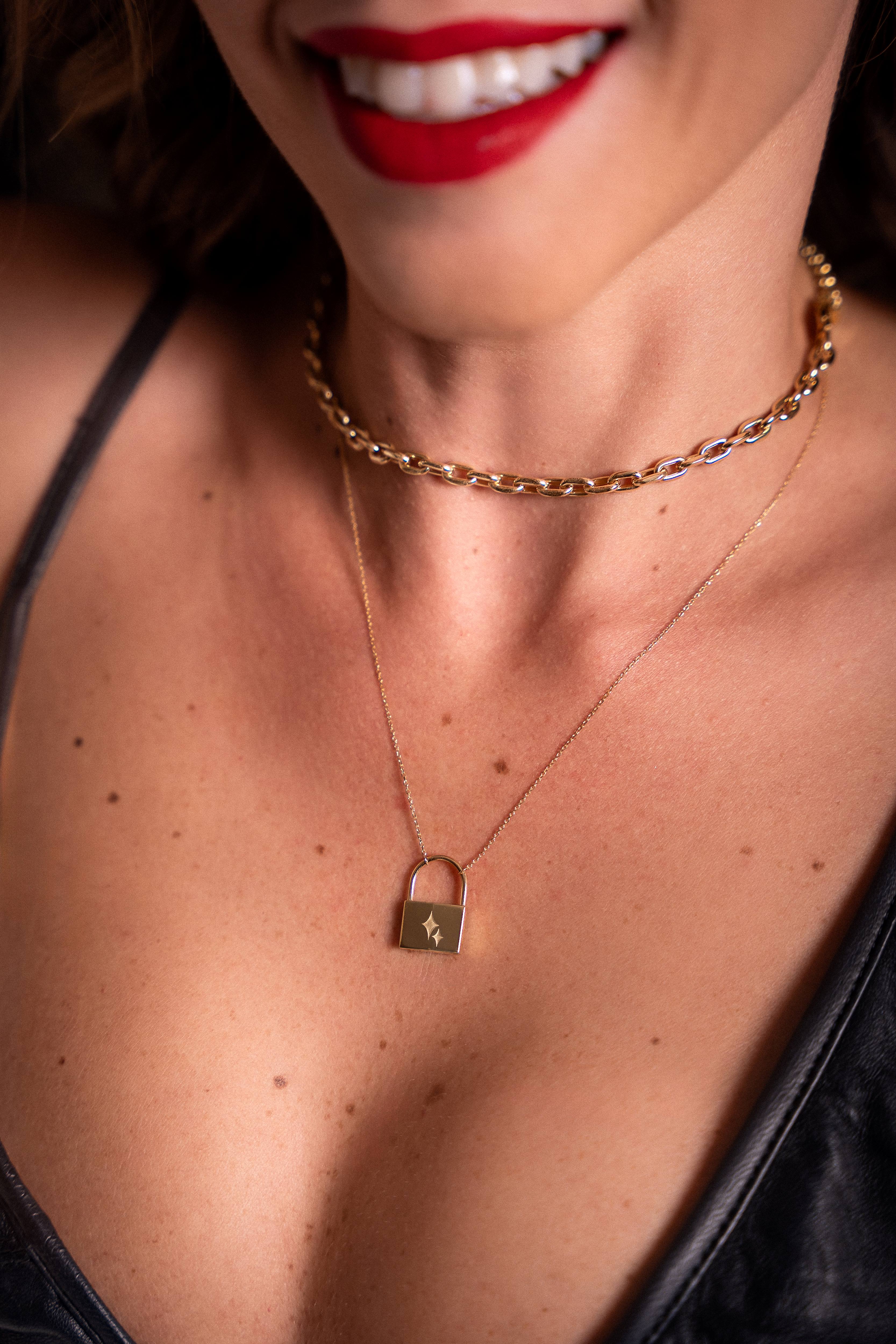 Colar Meia Cartier em Ouro Amarelo 18k