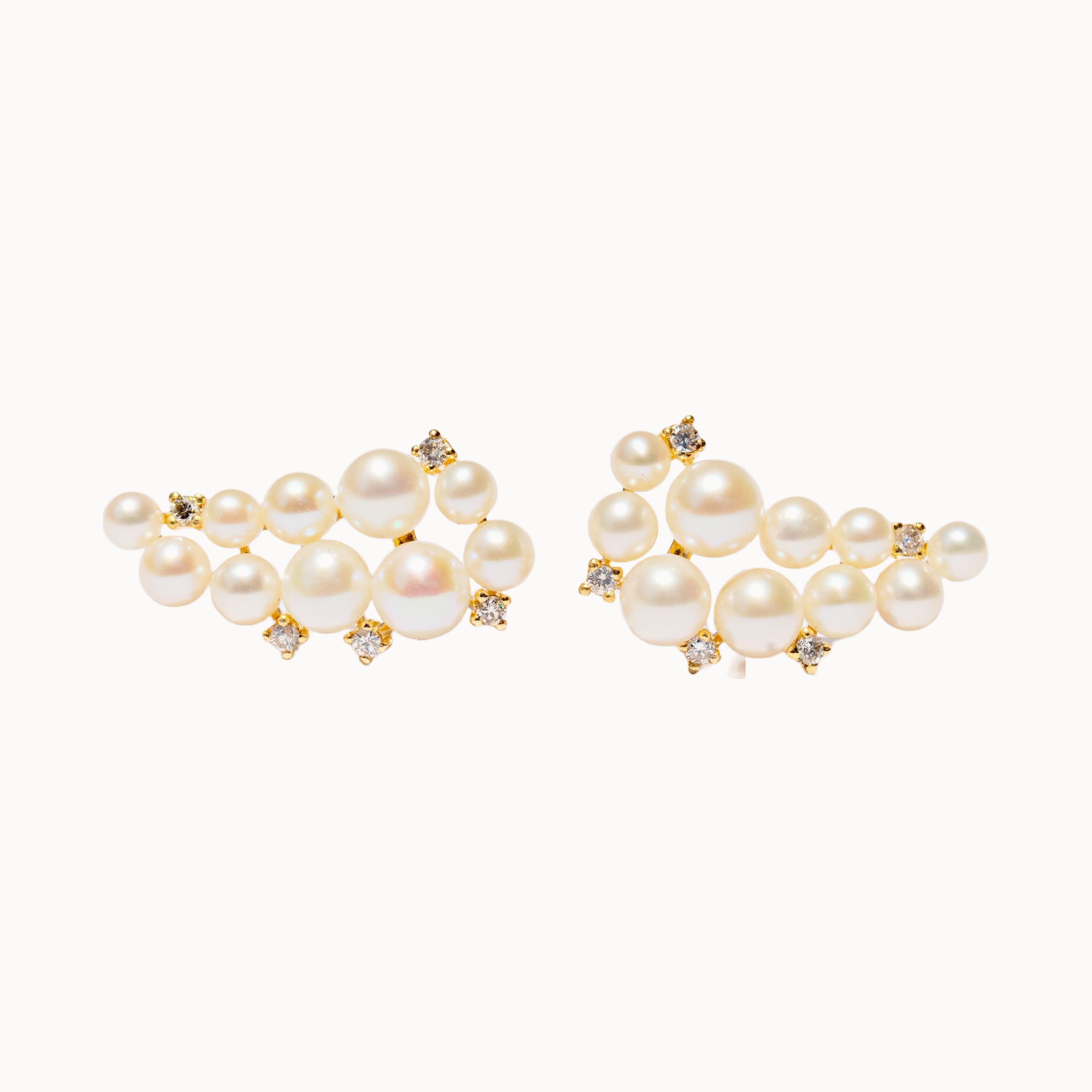 Earcuff Pérolas e Diamantes