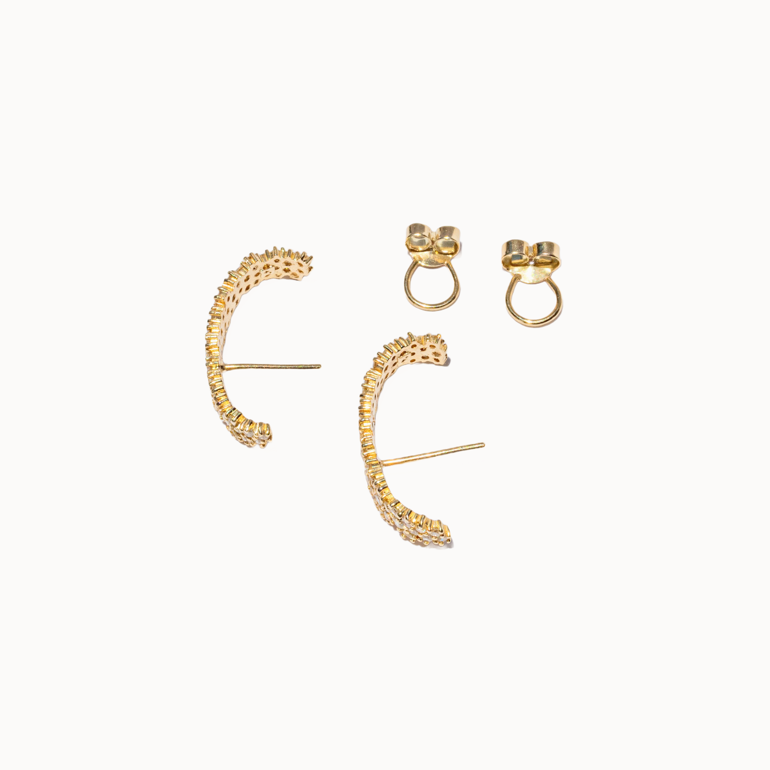 Brinco Ear Hook Diamantes em Ouro Amarelo