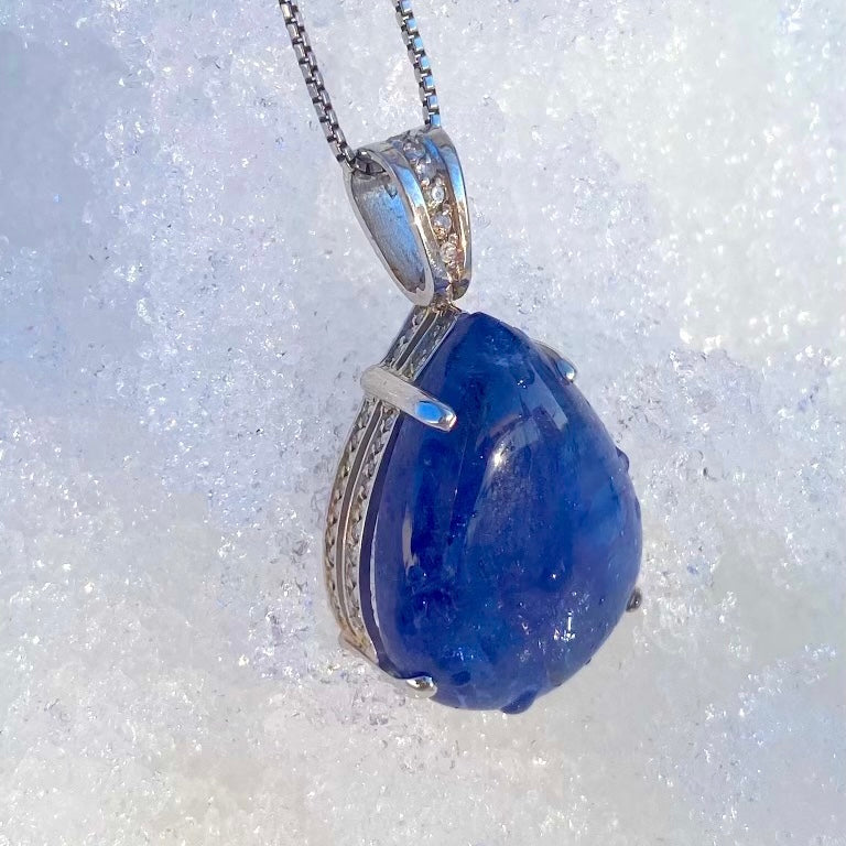 Pingente Tanzanita Cabochon Gota com Diamantes